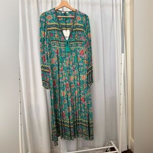 Spell FOLKTOWN UT nwt small folk town